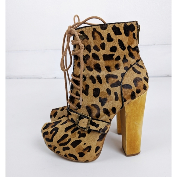 Steve Madden leopard print calf hair booties - Picture 2 of 5